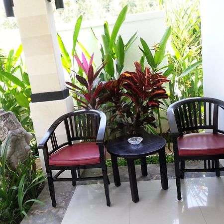 Kelapa Lovina Beach Villa Экстерьер фото