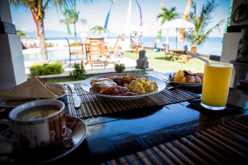 Kelapa Lovina Beach Villa Экстерьер фото
